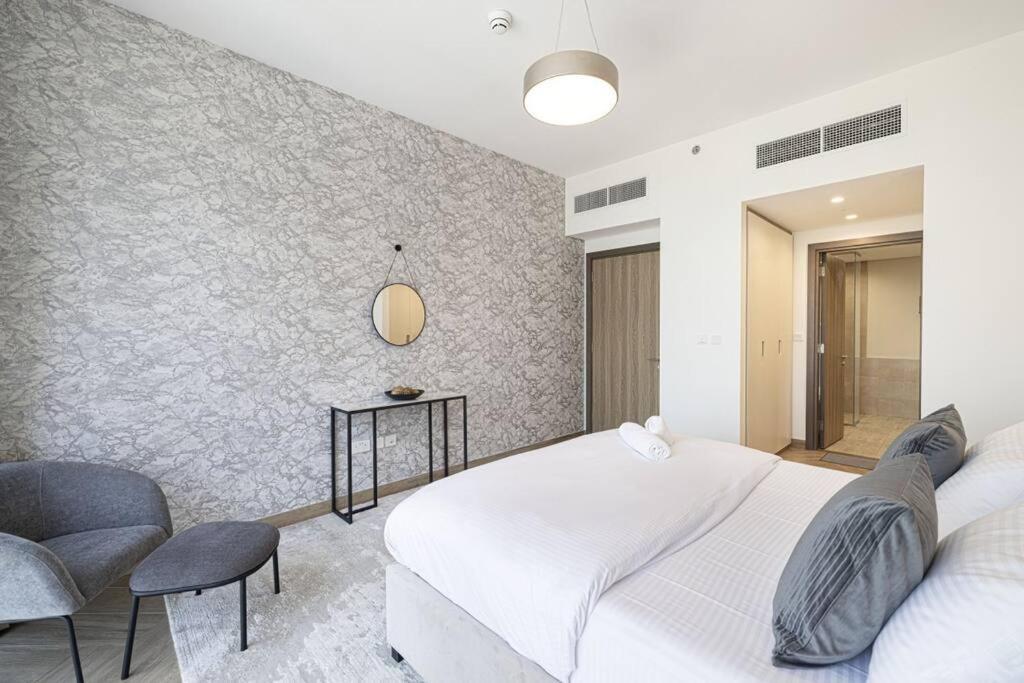 Chic 2 Bed Near Trade Centre With 5 Star Amenities Apartment Dubai Bagian luar foto