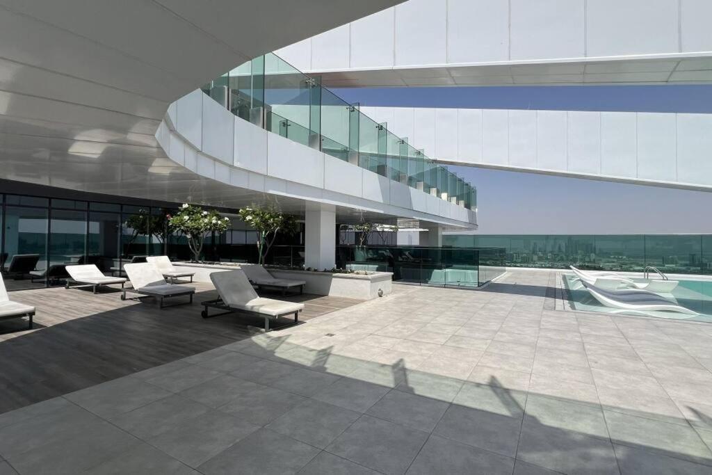Chic 2 Bed Near Trade Centre With 5 Star Amenities Apartment Dubai Bagian luar foto