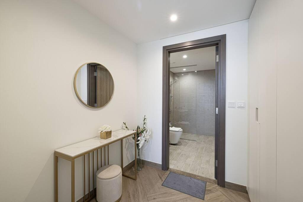 Chic 2 Bed Near Trade Centre With 5 Star Amenities Apartment Dubai Bagian luar foto