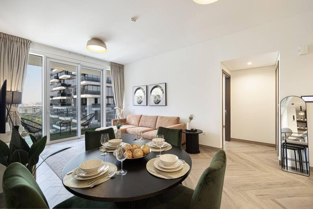 Chic 2 Bed Near Trade Centre With 5 Star Amenities Apartment Dubai Bagian luar foto